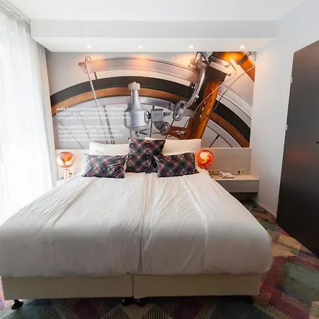 Hotel Science Premium 4*